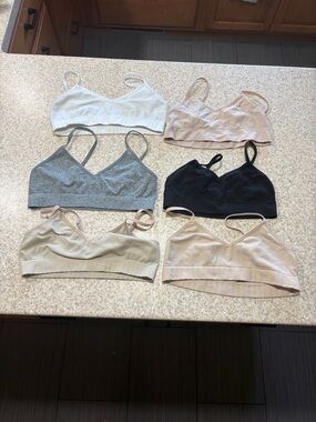 Lot of 6 cat & Jack bras size medium black white gray and tan